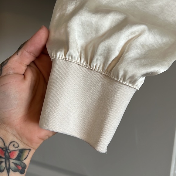 Express satin ivory swan top blouse - Picture 3 of 4